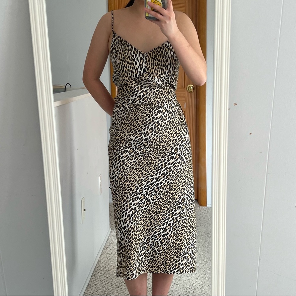 Levi’s Cheetah Slip - Picture 5 of 5